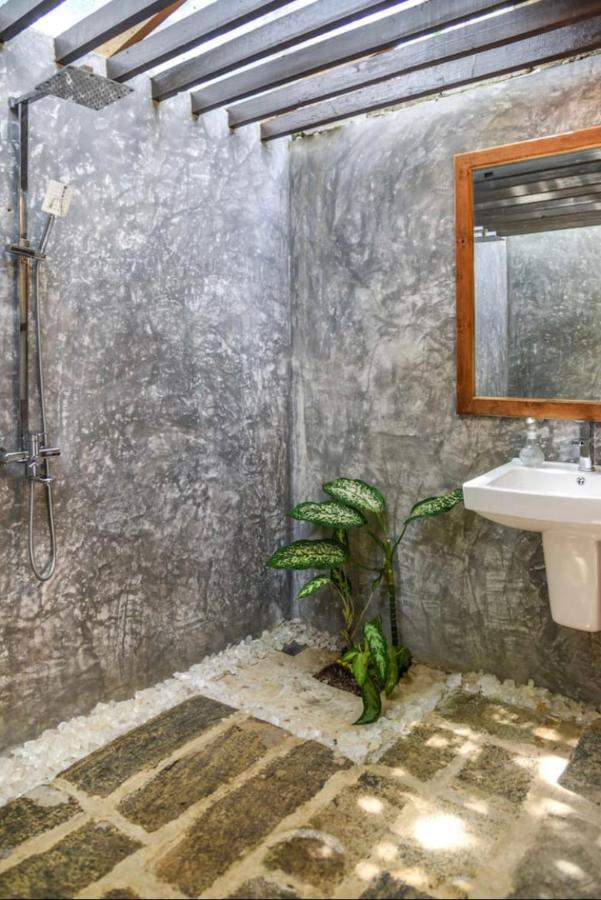 Antique Ceylon Villa Ahangama Kültér fotó