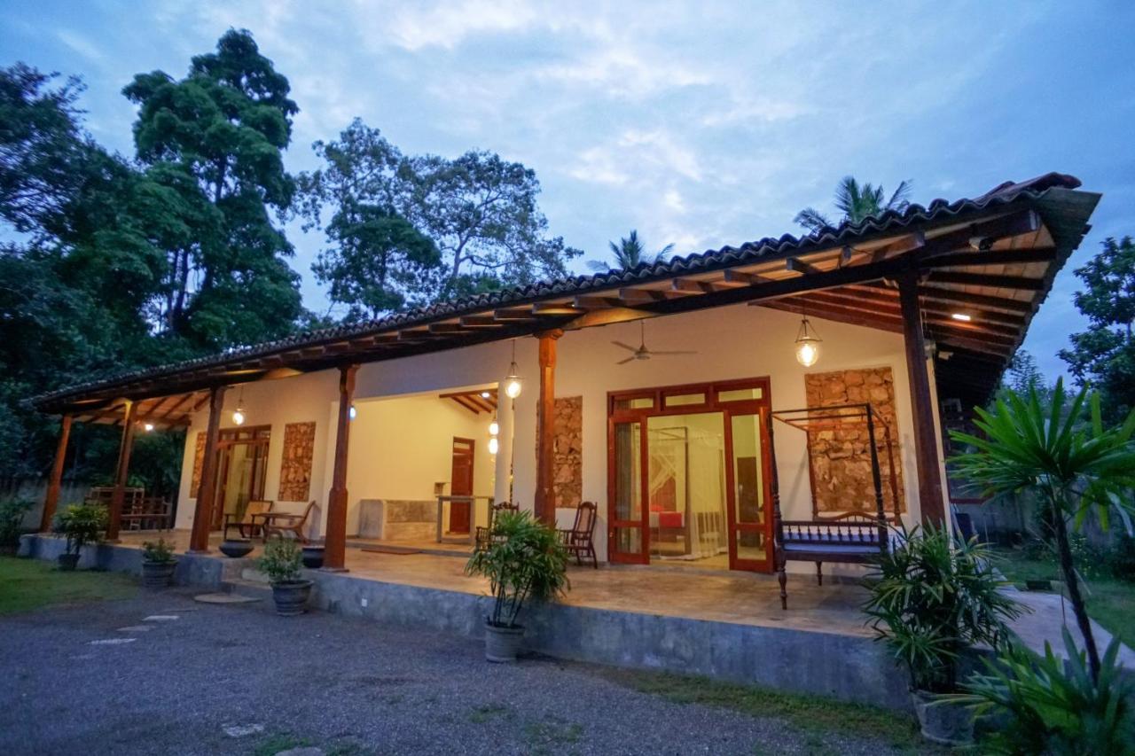 Antique Ceylon Villa Ahangama Kültér fotó