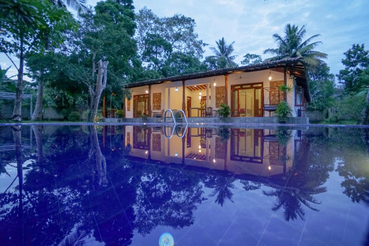 Antique Ceylon Villa Ahangama Kültér fotó